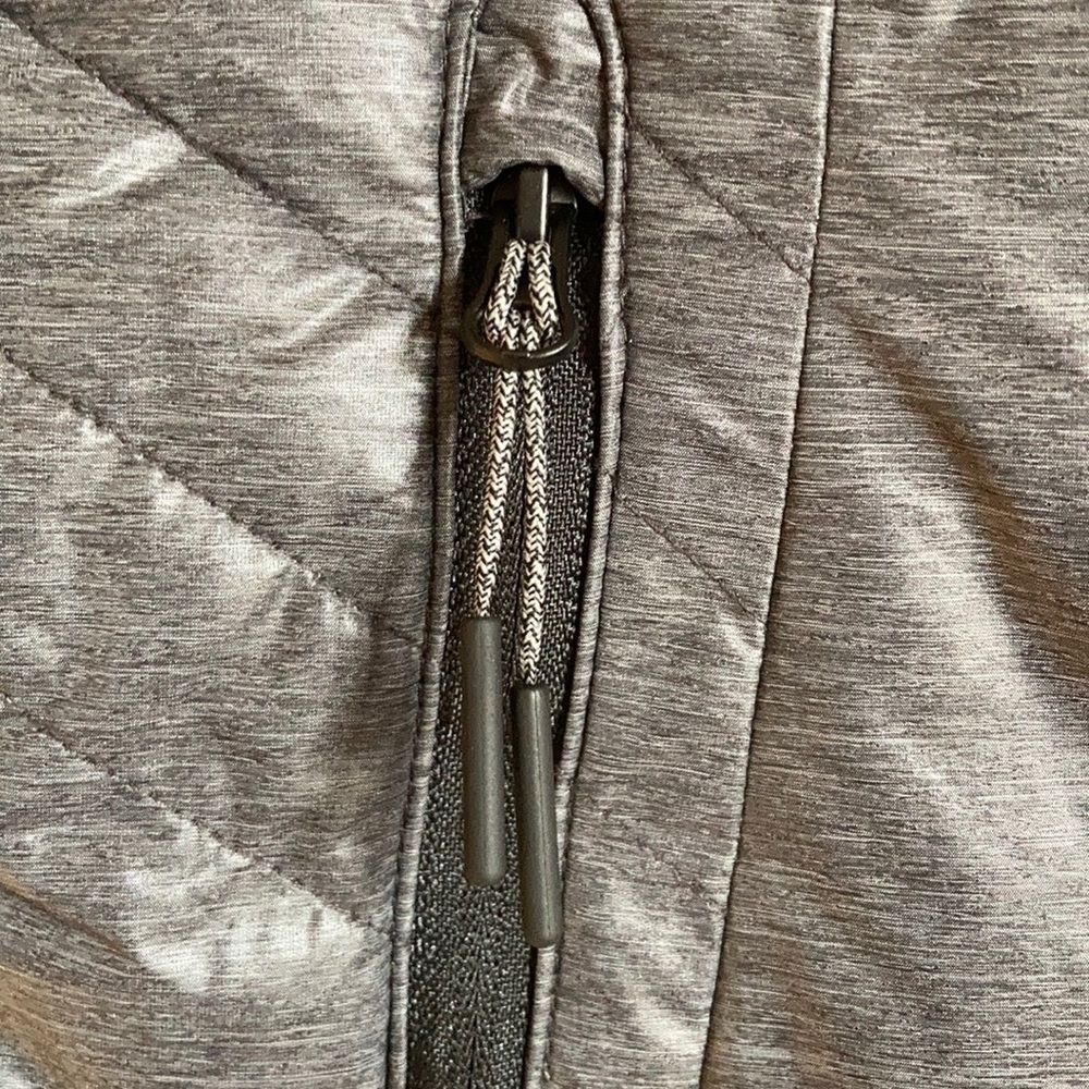 NWT Champion Puffer Vest - Picture 6 of 12